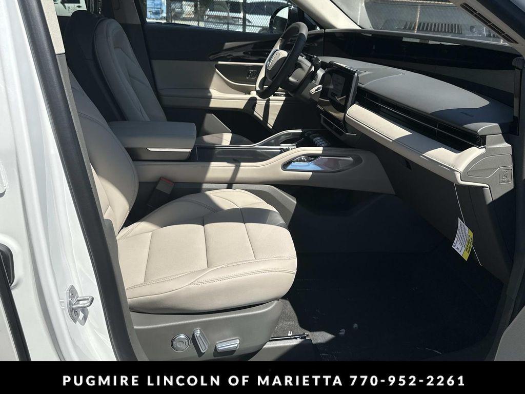 new 2025 Lincoln Nautilus car, priced at $58,930