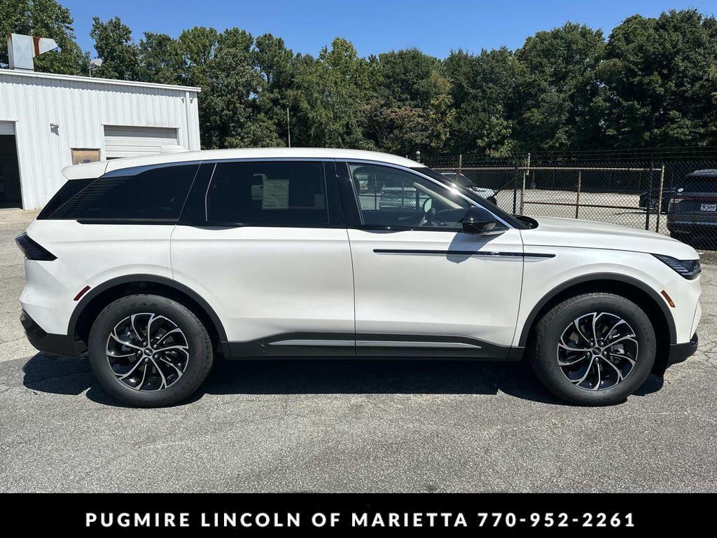 new 2025 Lincoln Nautilus car, priced at $58,930