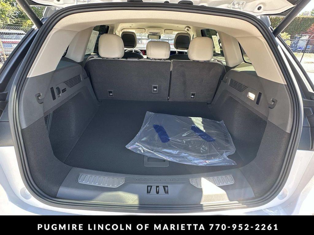 new 2025 Lincoln Nautilus car, priced at $58,930