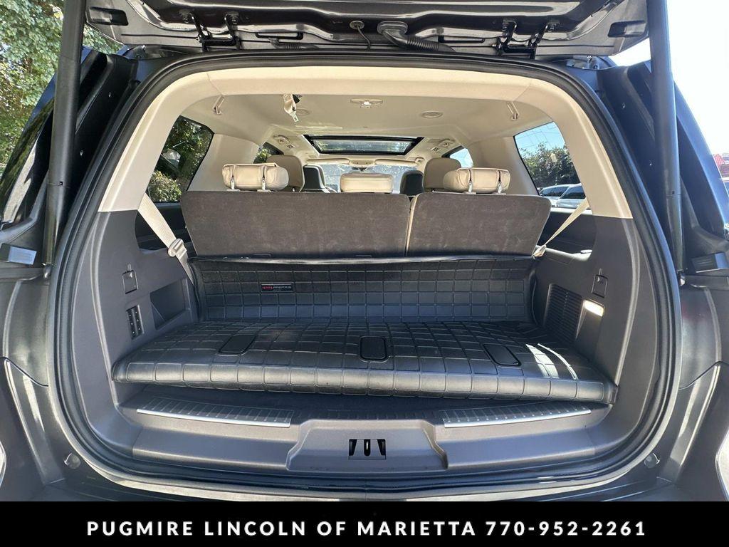 used 2024 Lincoln Navigator car, priced at $68,800
