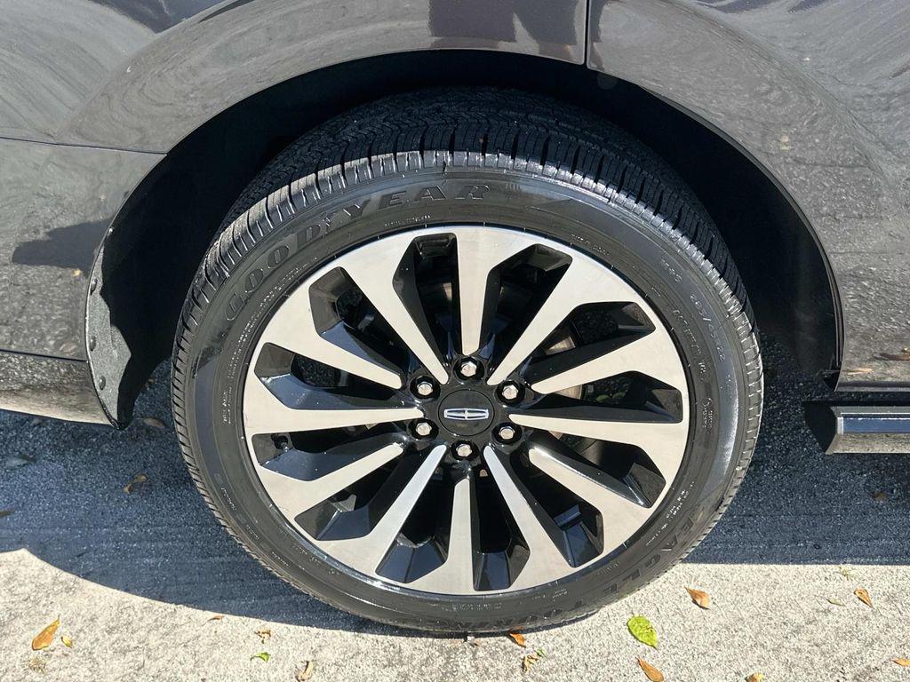 used 2024 Lincoln Navigator car, priced at $70,650