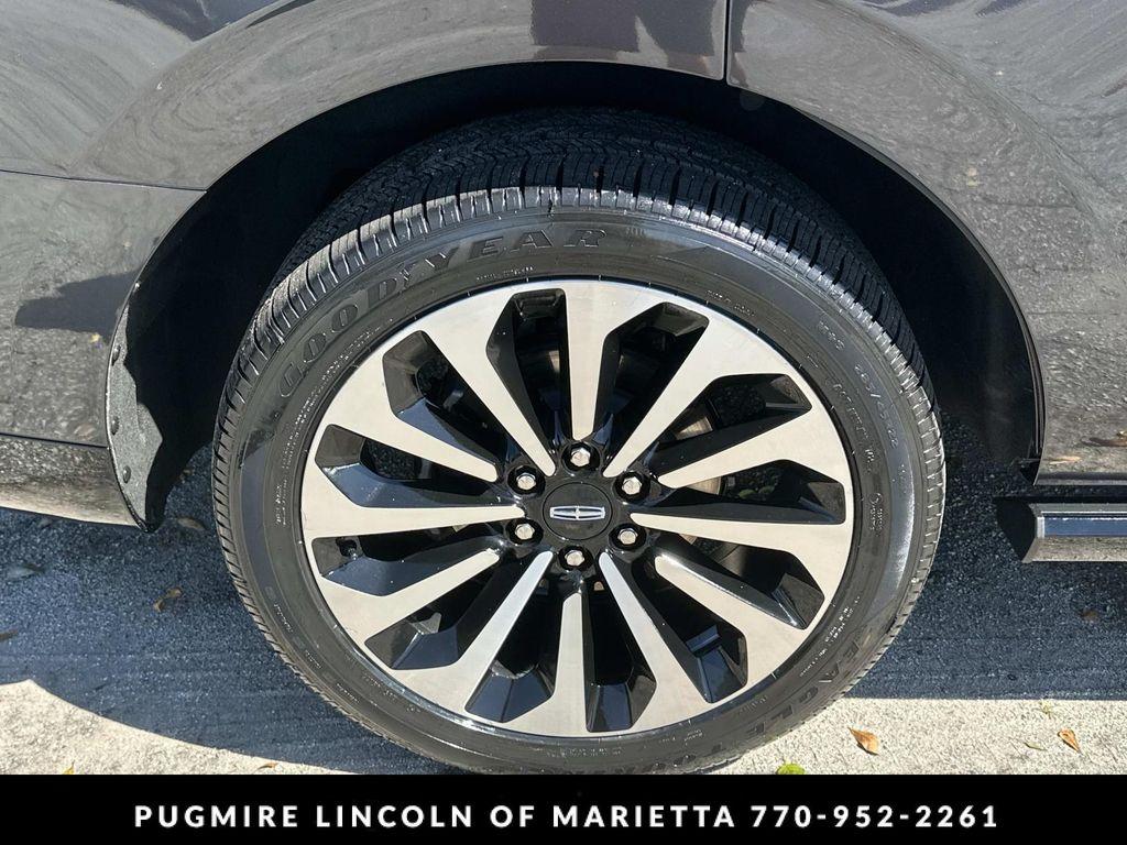 used 2024 Lincoln Navigator car, priced at $68,800