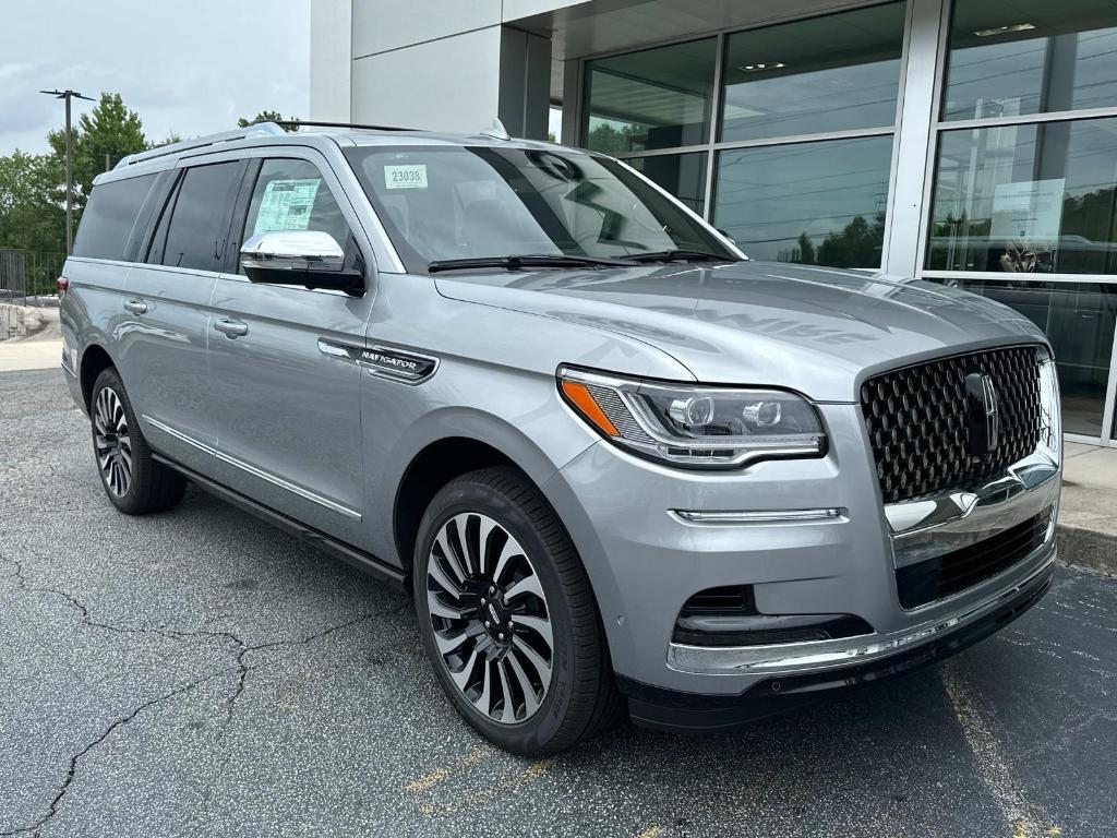 new 2024 Lincoln Navigator car, priced at $117,165