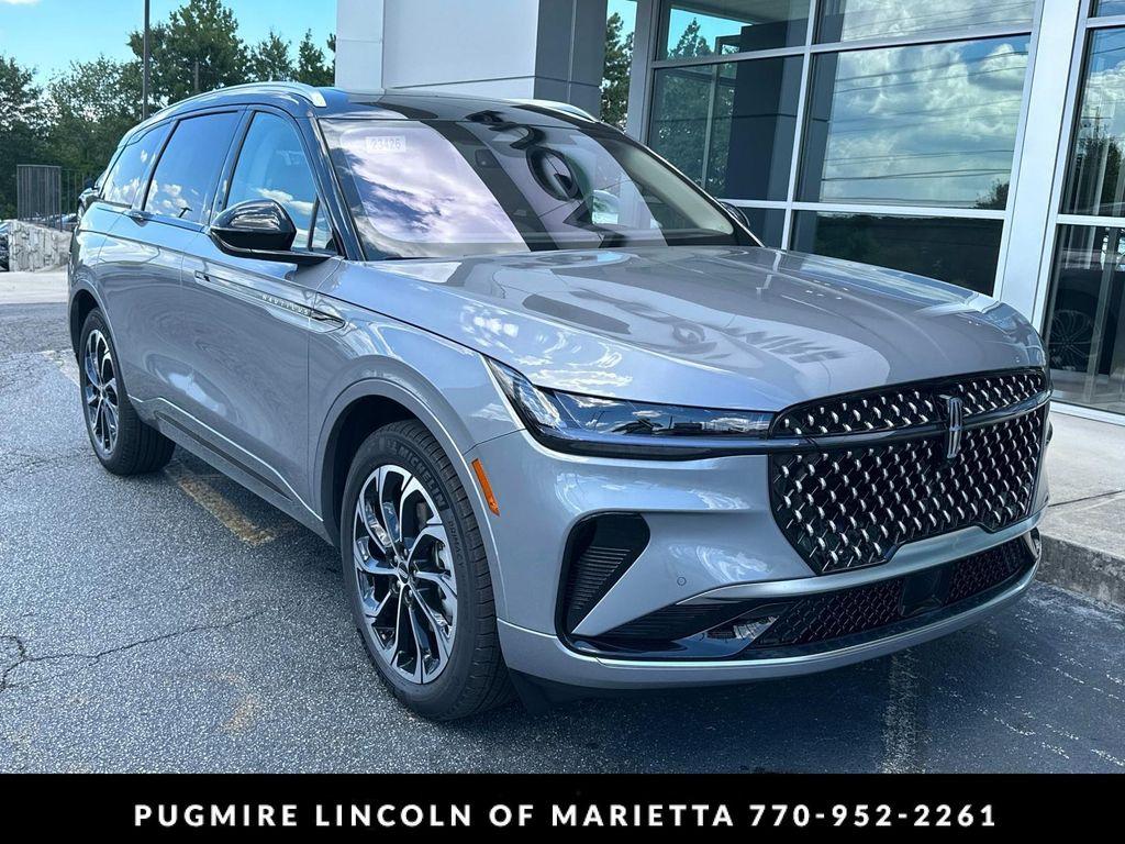 new 2025 Lincoln Nautilus car, priced at $62,804