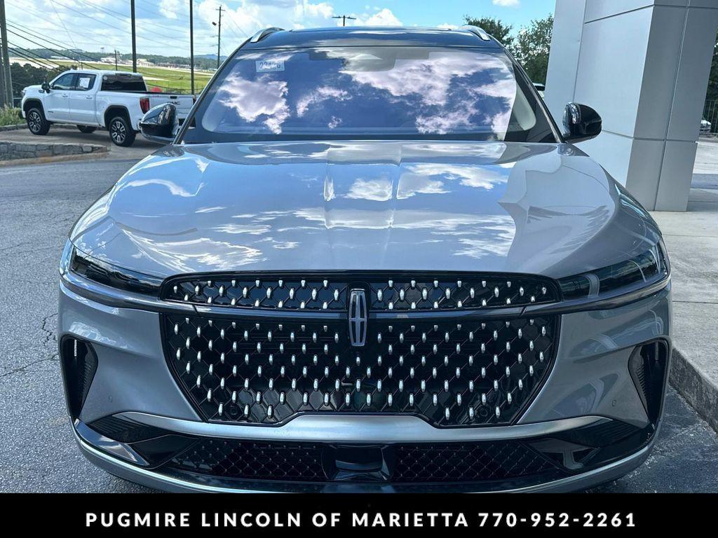 new 2025 Lincoln Nautilus car, priced at $62,804