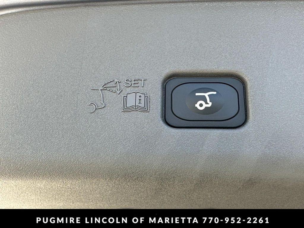 new 2025 Lincoln Nautilus car, priced at $62,804