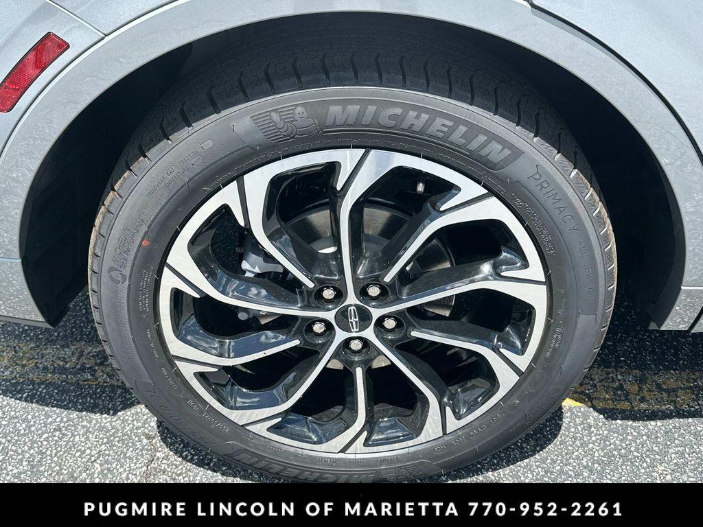 new 2025 Lincoln Nautilus car, priced at $62,804