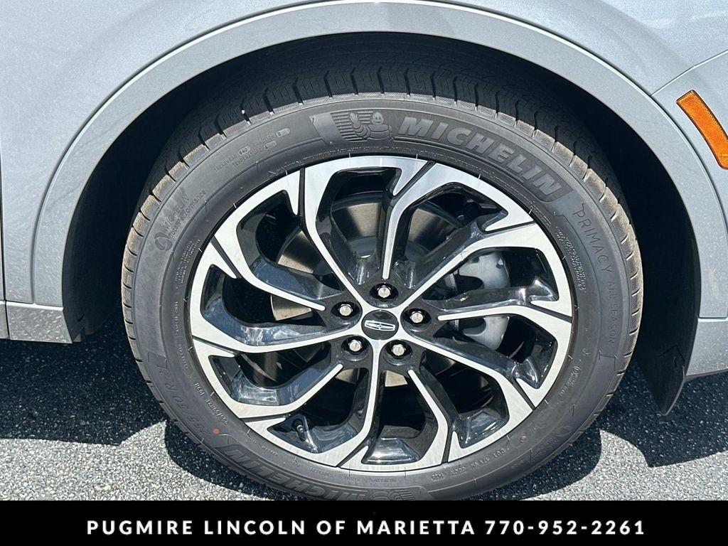new 2025 Lincoln Nautilus car, priced at $62,804