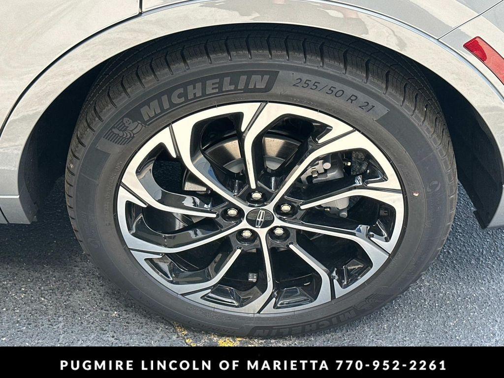 new 2025 Lincoln Nautilus car, priced at $62,804