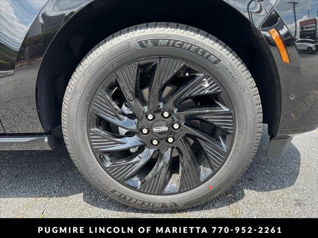 new 2025 Lincoln Navigator car, priced at $108,225