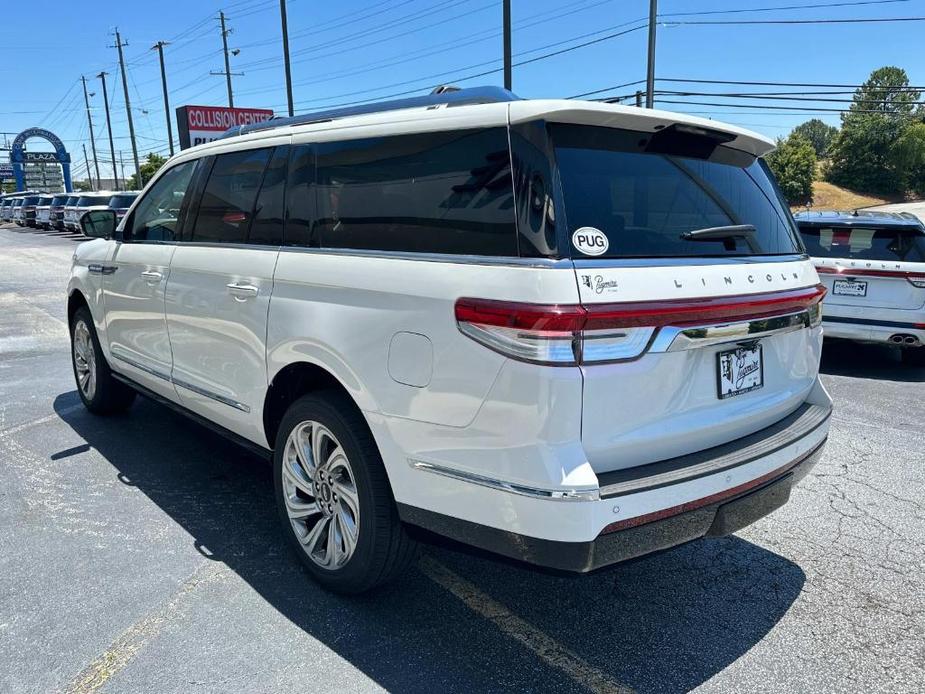 new 2024 Lincoln Navigator car, priced at $97,700