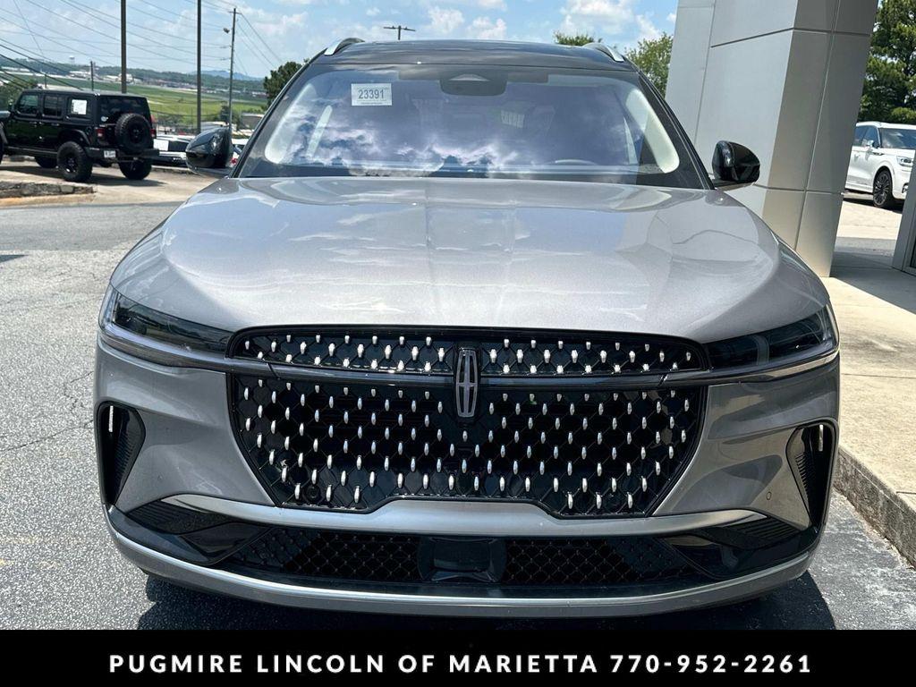 new 2025 Lincoln Nautilus car, priced at $65,333