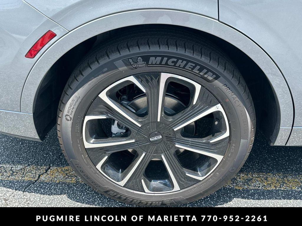 new 2025 Lincoln Nautilus car, priced at $65,333
