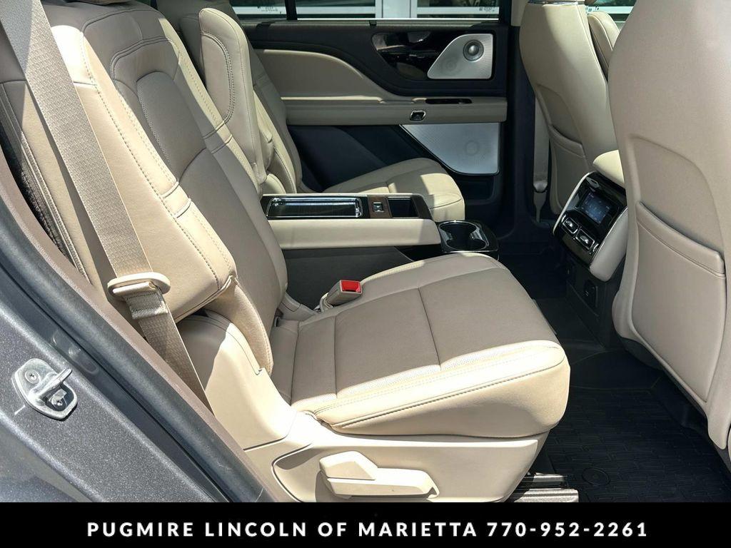 used 2022 Lincoln Aviator car, priced at $38,895