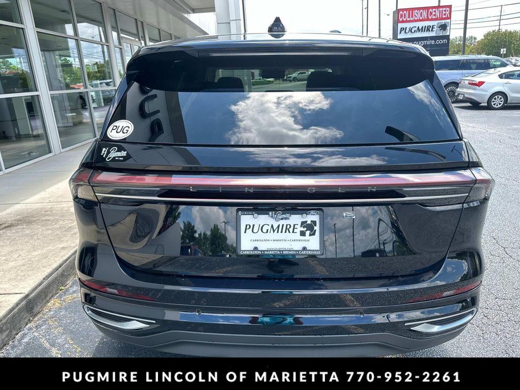 new 2025 Lincoln Nautilus car, priced at $55,220