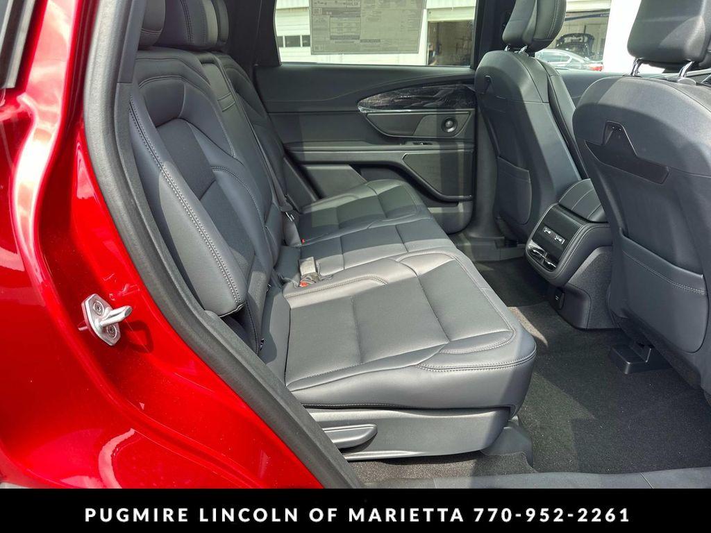 new 2025 Lincoln Nautilus car, priced at $62,127
