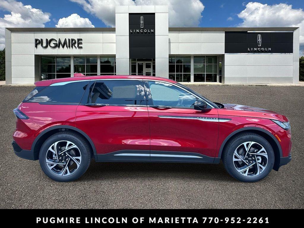 new 2025 Lincoln Nautilus car, priced at $59,727