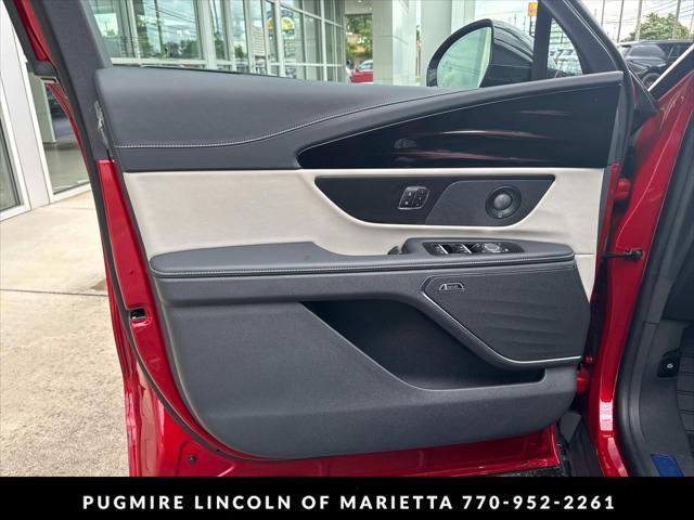 new 2025 Lincoln Nautilus car, priced at $57,860