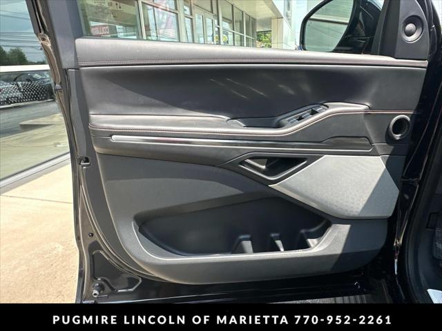 new 2025 Lincoln Navigator car, priced at $121,730