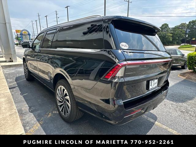 new 2025 Lincoln Navigator car, priced at $121,730