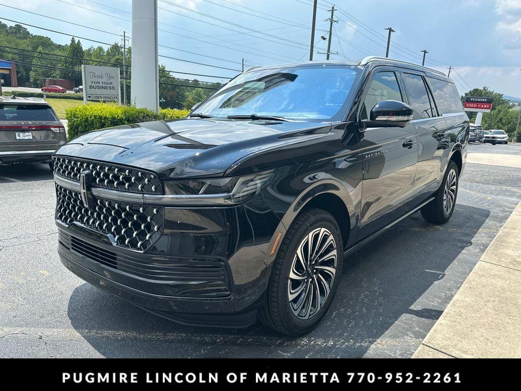 new 2025 Lincoln Navigator car, priced at $121,730