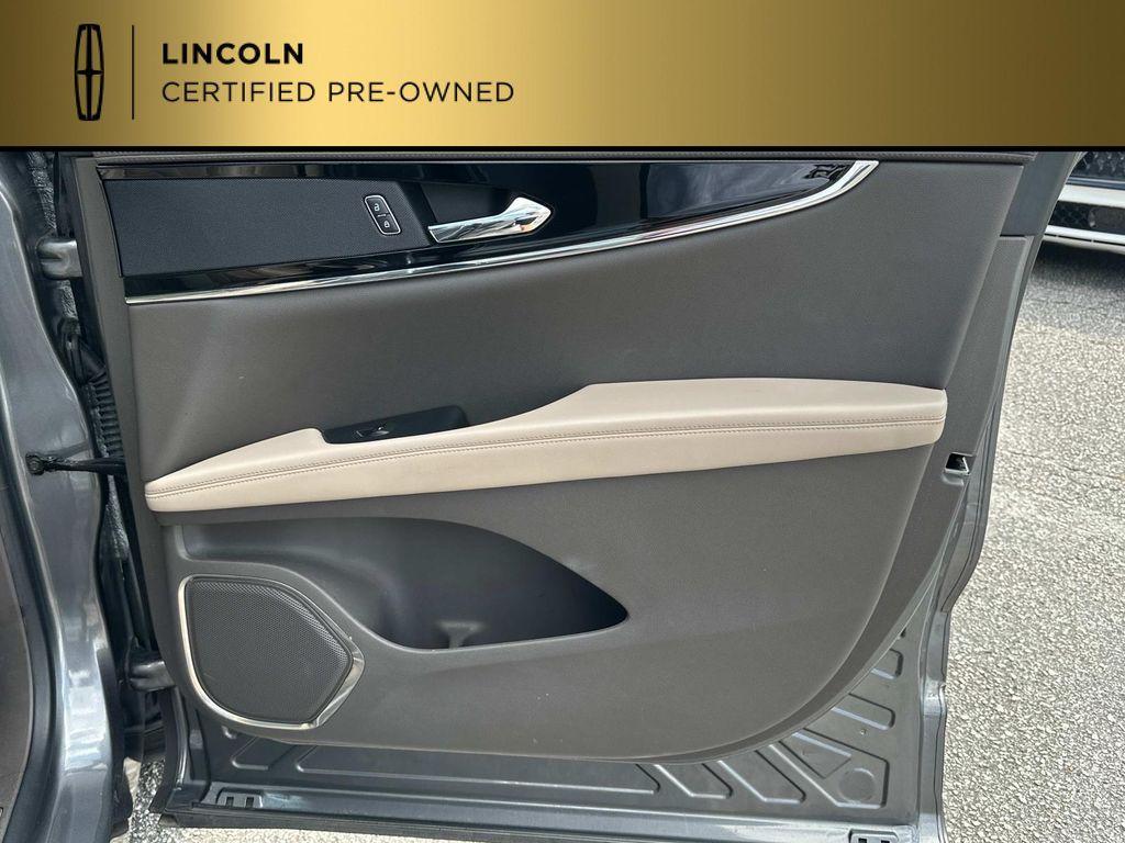 used 2022 Lincoln Nautilus car, priced at $31,595