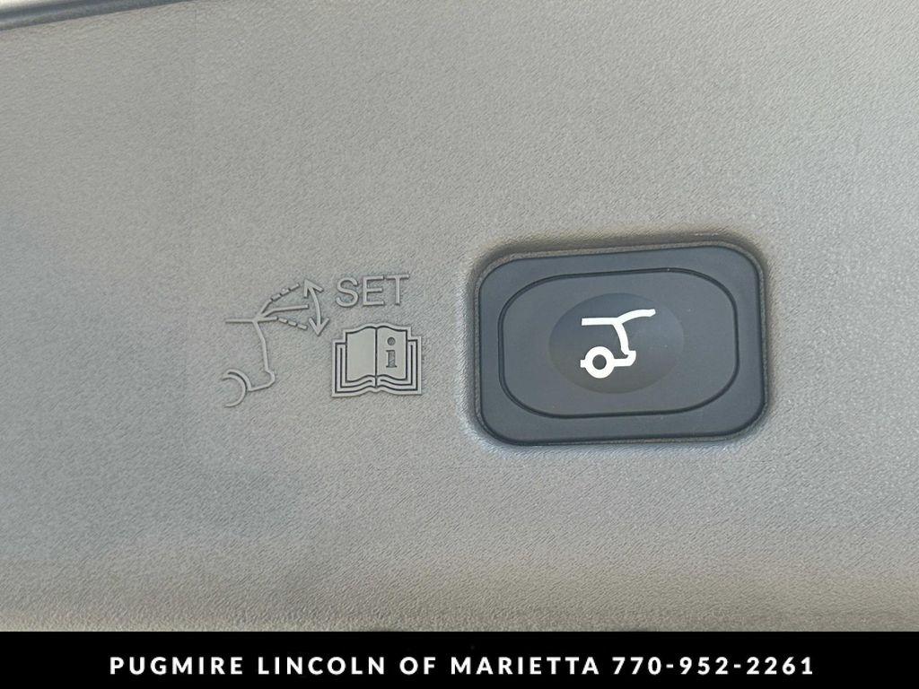 new 2025 Lincoln Nautilus car, priced at $69,720