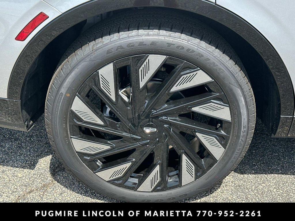 new 2025 Lincoln Nautilus car, priced at $69,720