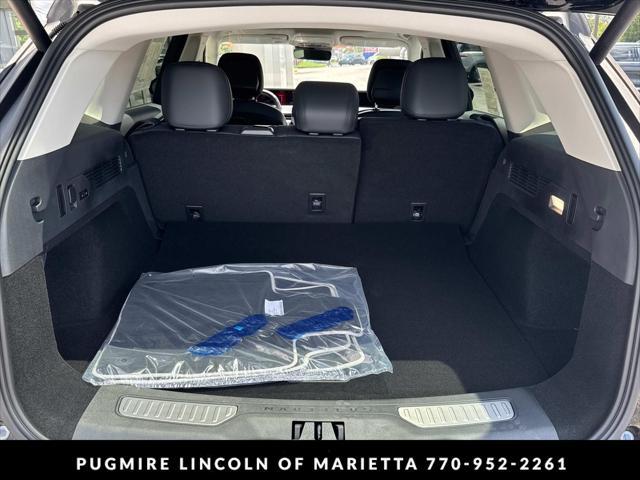 new 2025 Lincoln Nautilus car, priced at $55,599