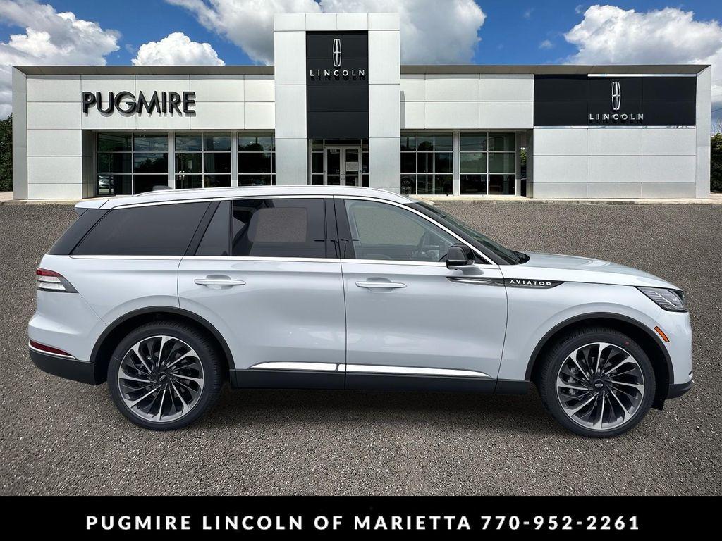 new 2025 Lincoln Aviator car, priced at $71,660