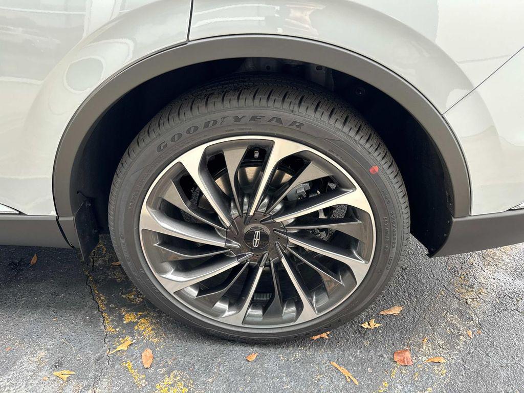 new 2025 Lincoln Aviator car, priced at $71,660