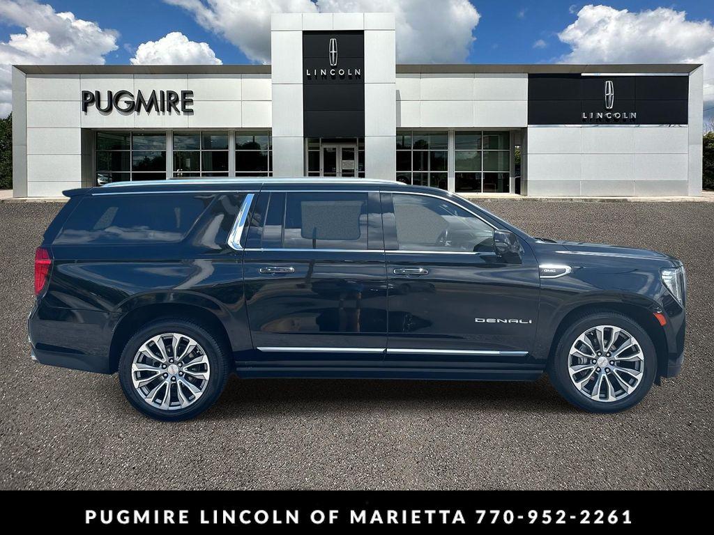 used 2021 GMC Yukon XL car, priced at $45,996