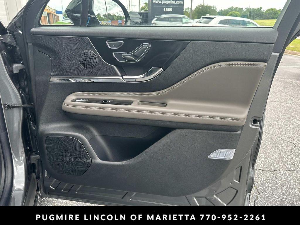 new 2025 Lincoln Corsair car, priced at $45,605