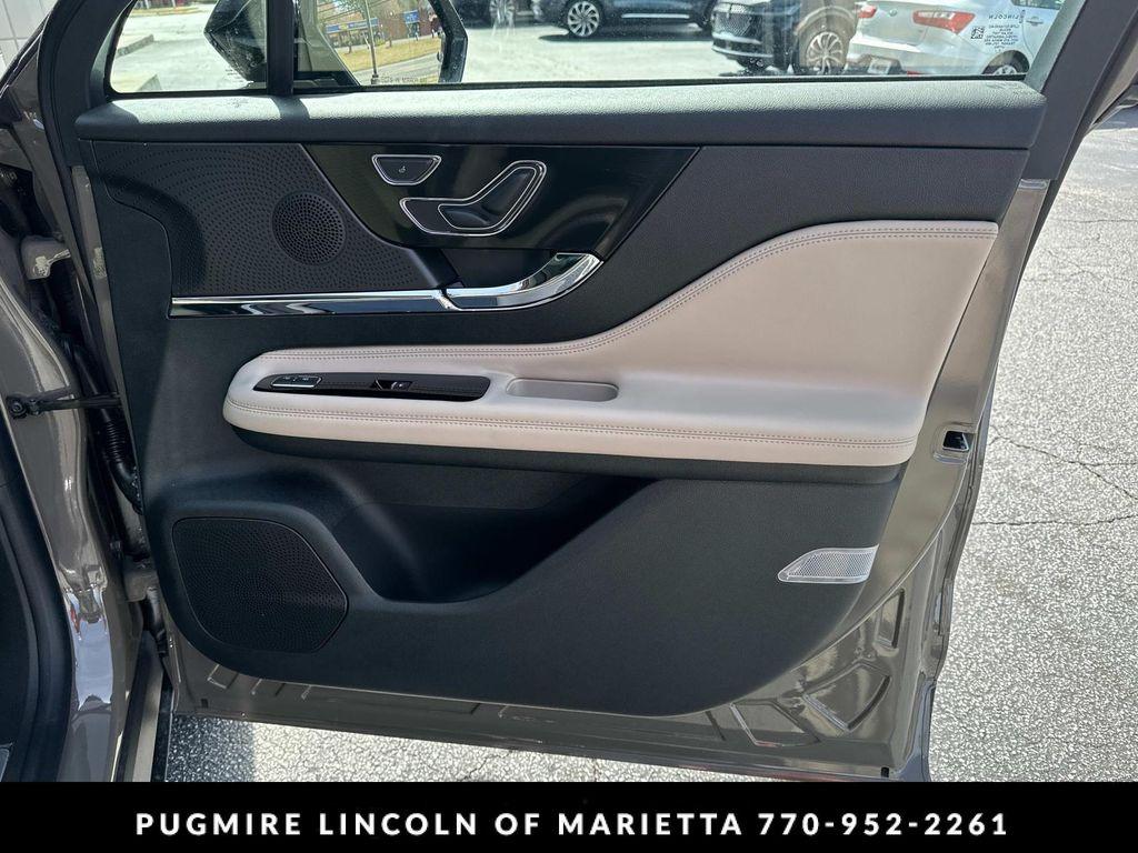 new 2025 Lincoln Corsair car, priced at $49,282