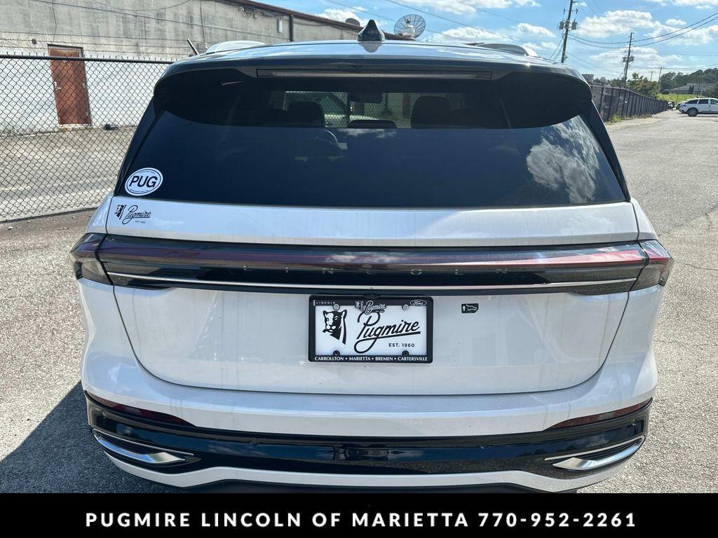 new 2025 Lincoln Nautilus car, priced at $68,670
