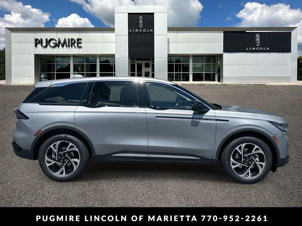 new 2025 Lincoln Nautilus car, priced at $59,727