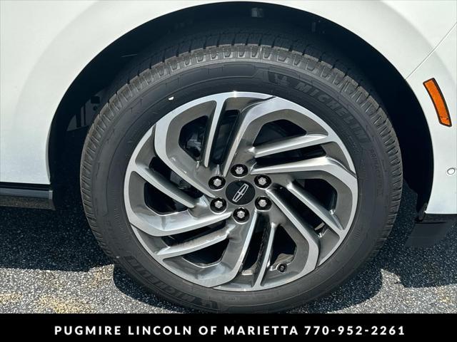 new 2025 Lincoln Navigator car, priced at $103,185