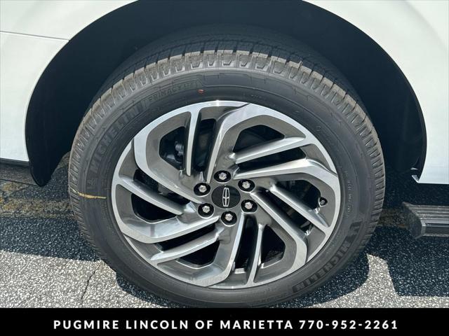 new 2025 Lincoln Navigator car, priced at $103,185
