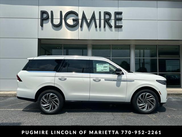 new 2025 Lincoln Navigator car, priced at $103,185