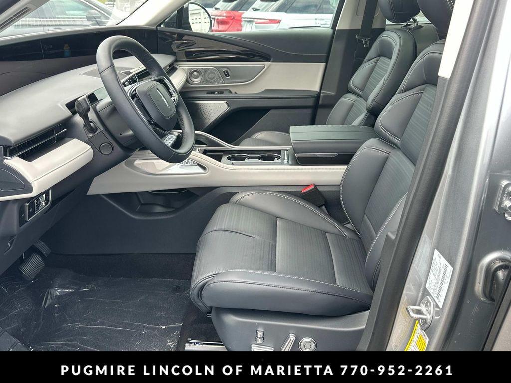 new 2025 Lincoln Nautilus car, priced at $66,360