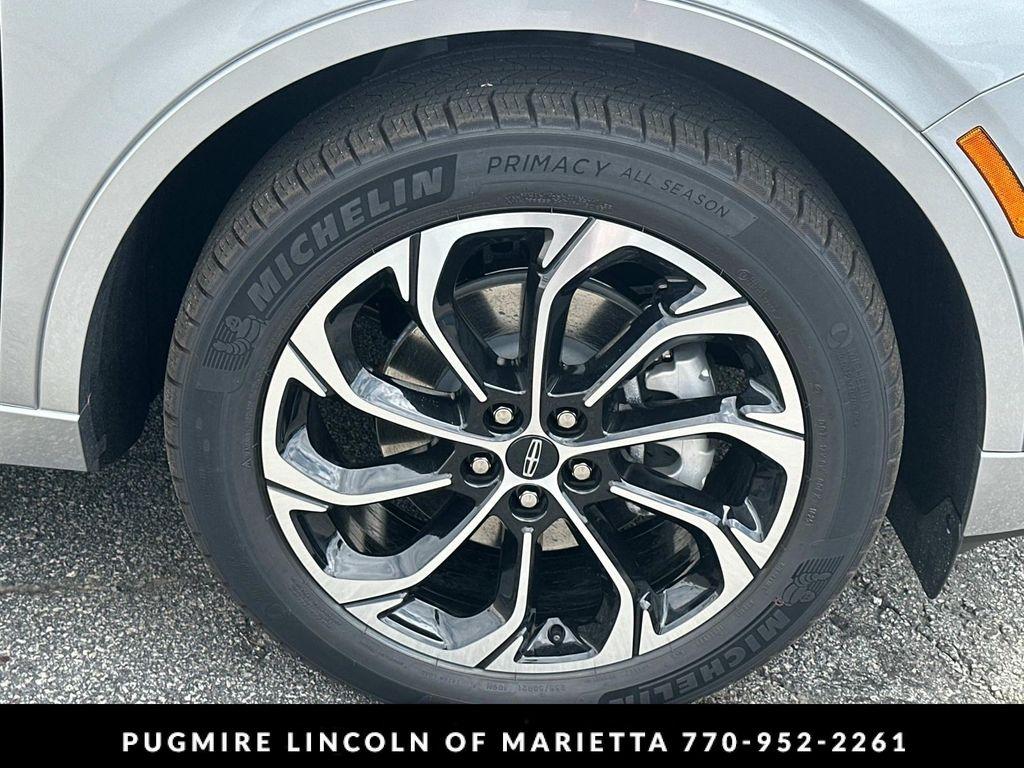 new 2025 Lincoln Nautilus car, priced at $66,360