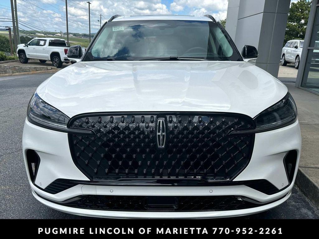 new 2025 Lincoln Aviator car, priced at $70,220