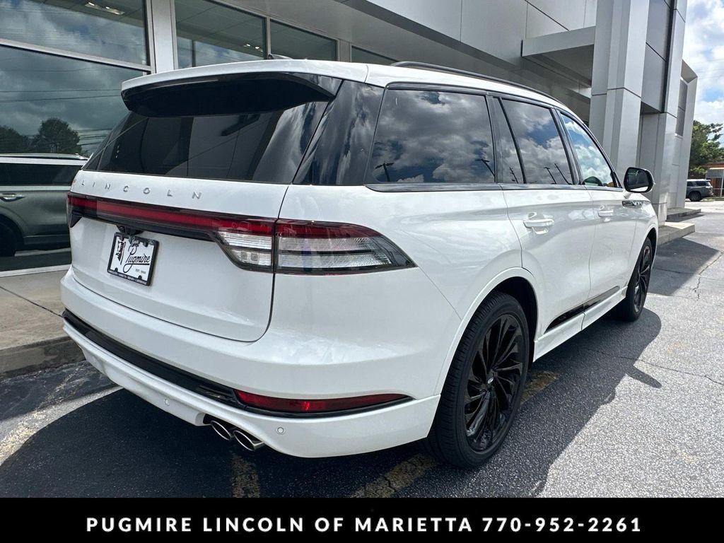 new 2025 Lincoln Aviator car, priced at $70,220