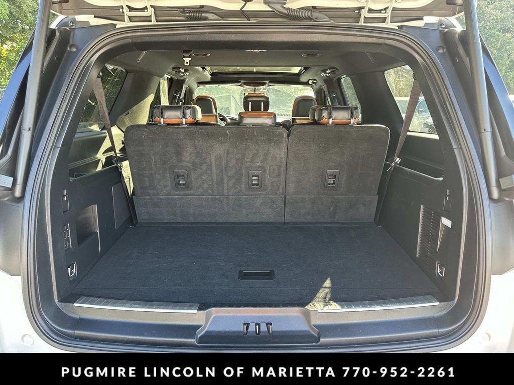 used 2020 Lincoln Navigator car, priced at $37,137