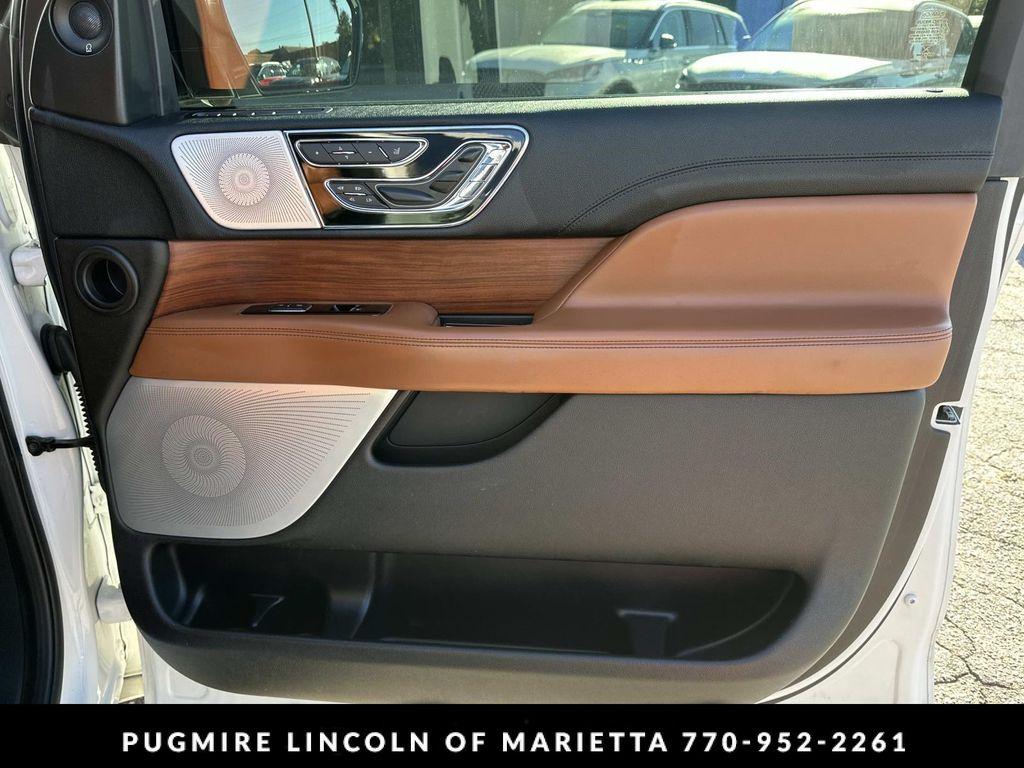 used 2020 Lincoln Navigator car, priced at $37,137