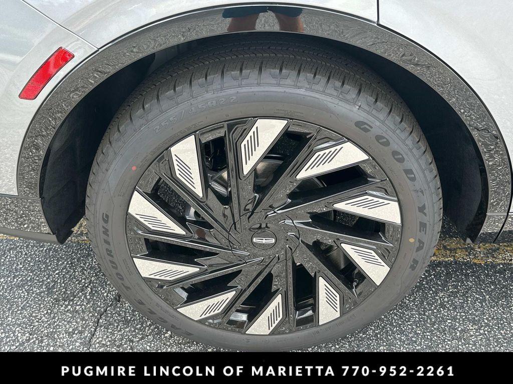 new 2025 Lincoln Nautilus car, priced at $68,564