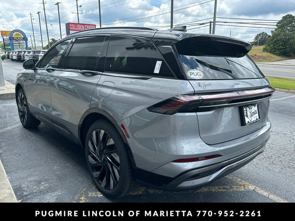 new 2025 Lincoln Nautilus car, priced at $68,564