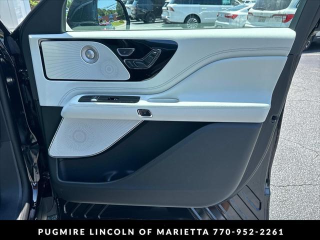 new 2025 Lincoln Aviator car, priced at $81,274
