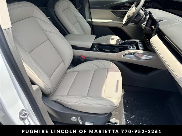 new 2025 Lincoln Nautilus car, priced at $51,106