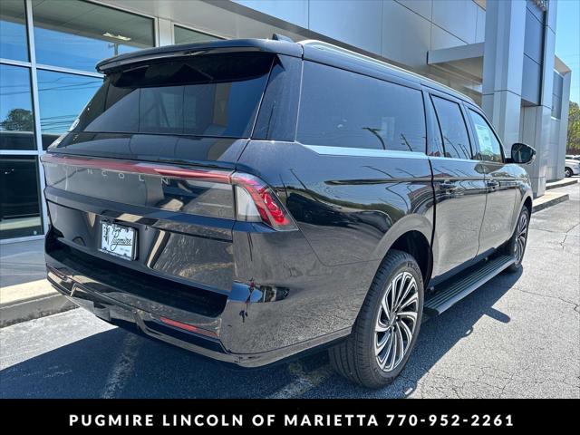 new 2025 Lincoln Navigator car, priced at $121,730